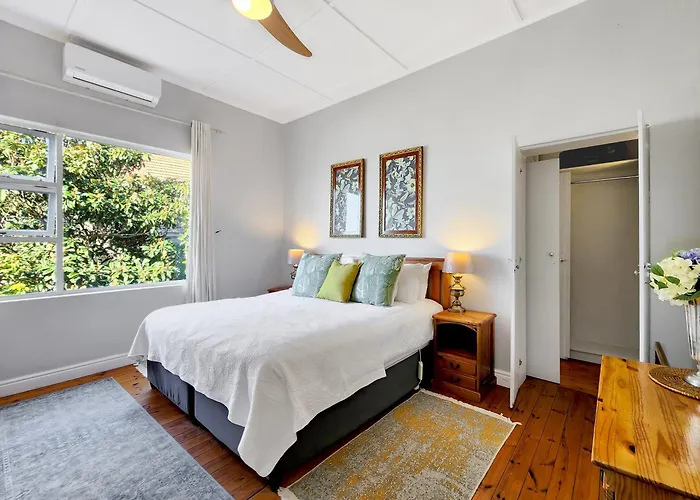 Bluegum Hill Guesthouse & Apartments